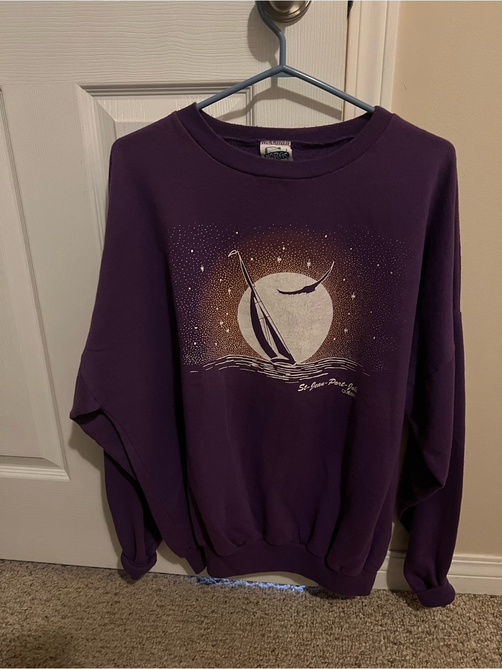 Vintage Purple Small town (st-Jean port Joli) crew neck sweatshirt size XL